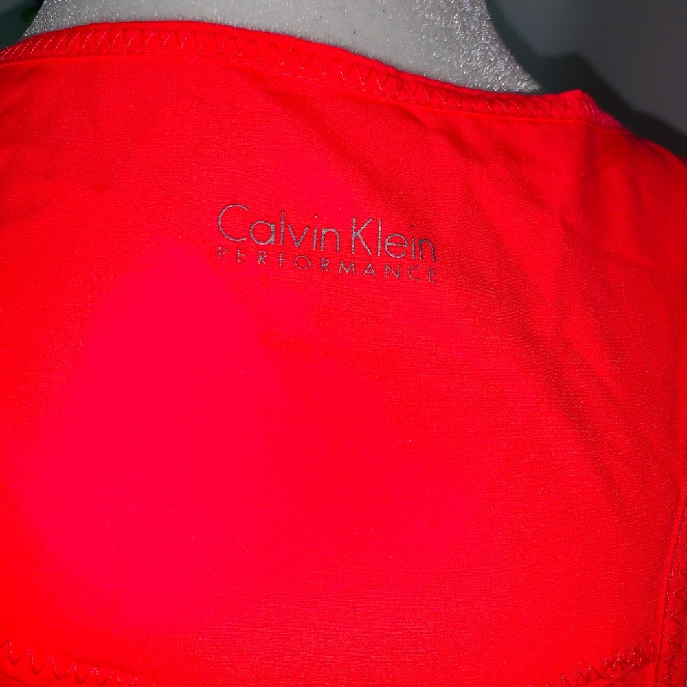 Woman’s top - Picture 4 of 8